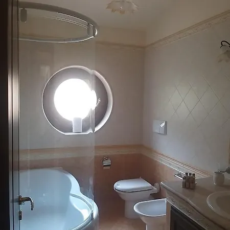 Maria Luxury *