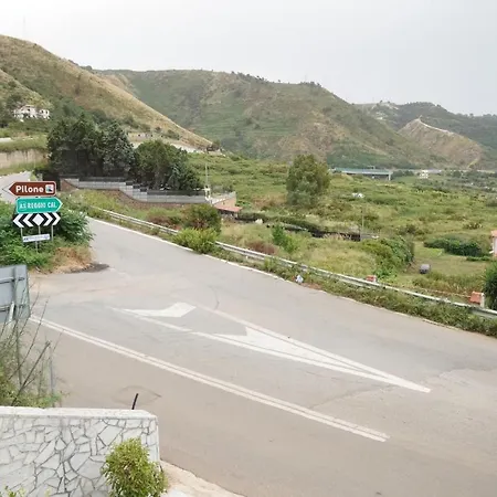 Oda ve Kahvaltı Maria Luxury Villa San Giovanni